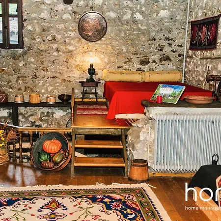 Mont Parnasse Traditional Homm In 10ppl *