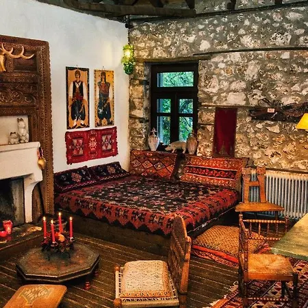 Mont Parnasse Traditional Homm In 10ppl * Lílaia