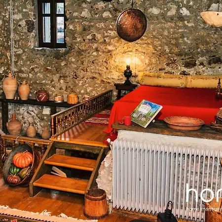 Mont Parnasse Traditional Homm In 10ppl
