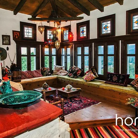 Villa Mont Parnasse Traditional Homm In 10ppl